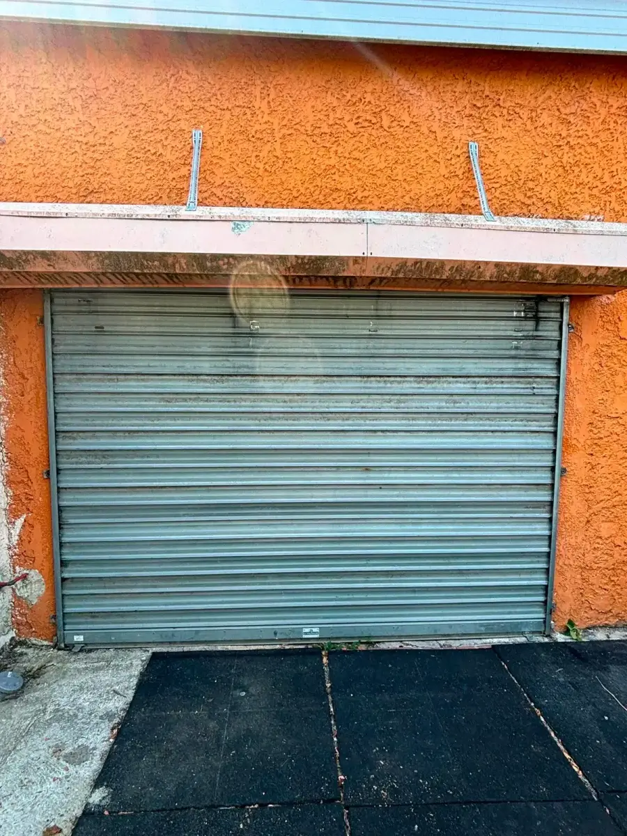 Installation et pose de rideau métallique à Villejuif