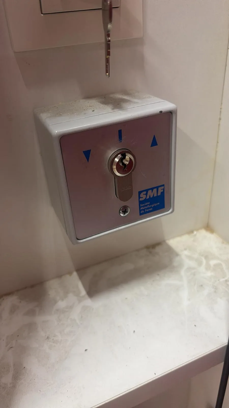 Motorisation de rideau métallique à Villejuif